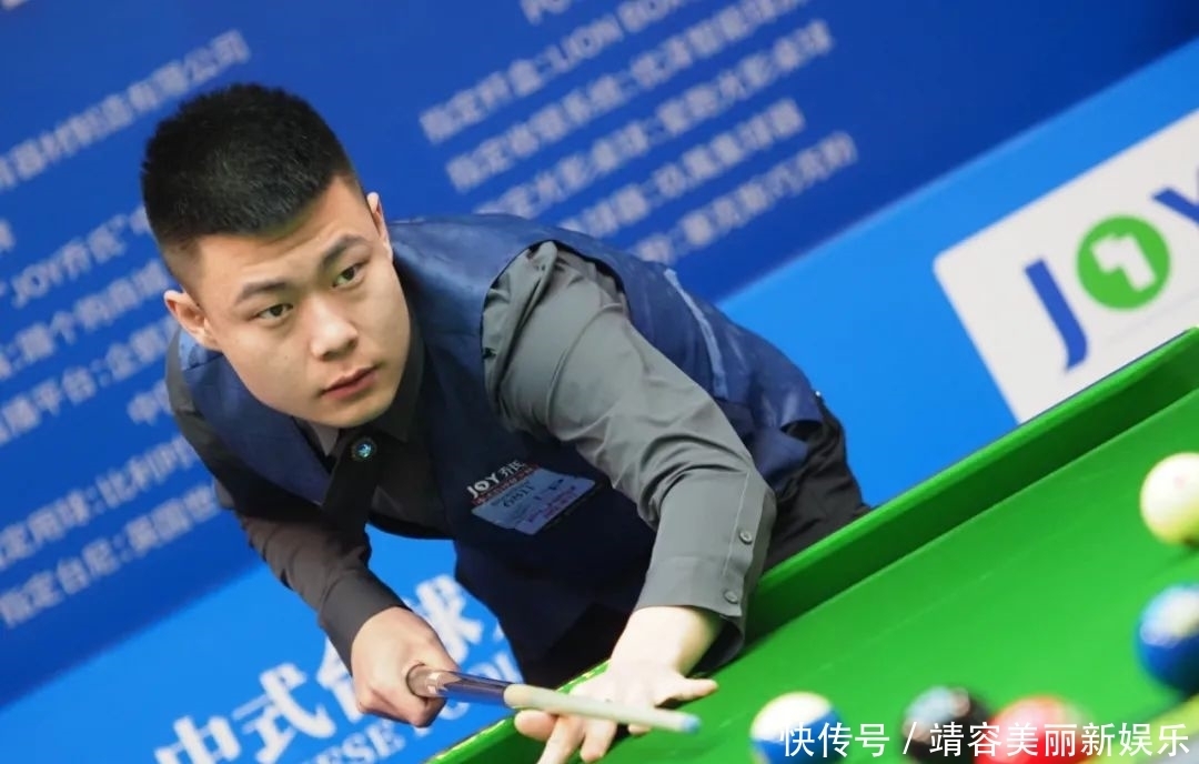 从中吸取了 从中吸取了