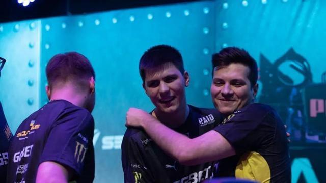 年轻的图拉 年轻的图拉